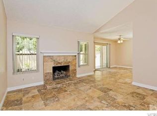 863 Murdoch Ln, Ventura, CA 93003