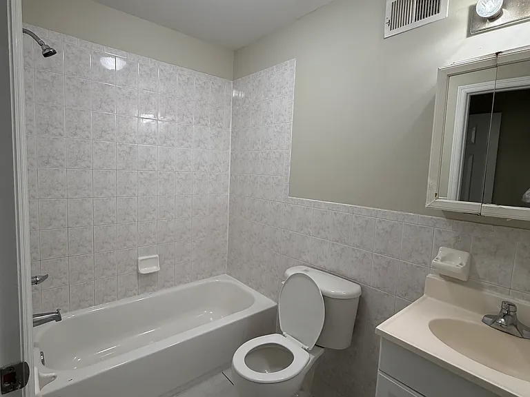 132 Grant Ave #2 — Photo 11
