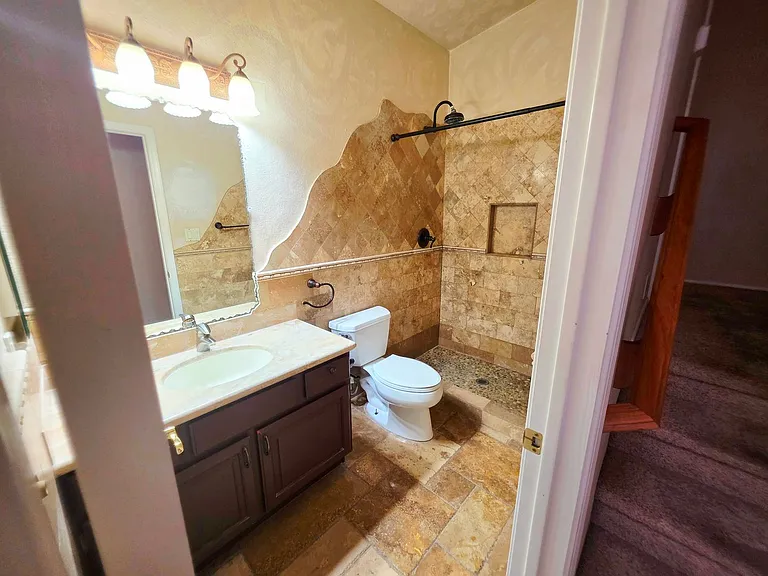 4106 E Becker Ln — Photo 9