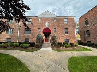 120 Richbell Rd APT B2, Mamaroneck, NY 10543