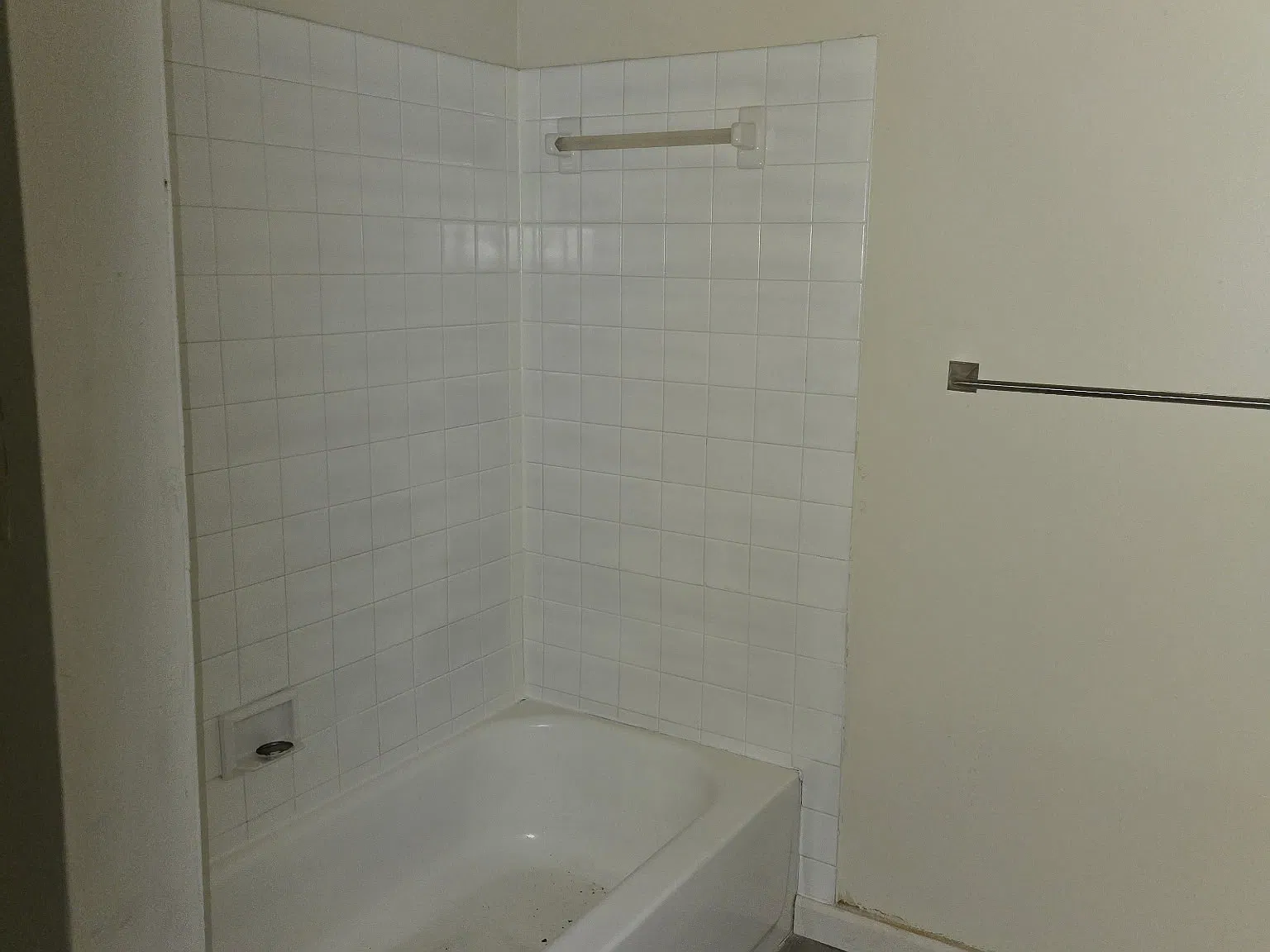 4 bed, 1500 sqft, $1,900 — Photo 3