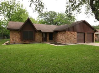 1515 Avenue D, Danbury, TX 77534