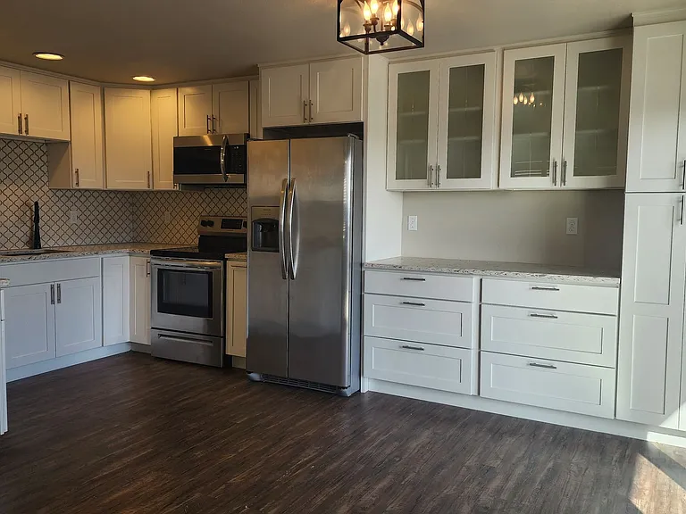 The Grandview — Photo 20