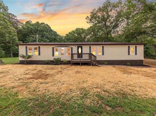 1544 Windyknight Rd, Montpelier, VA 23192