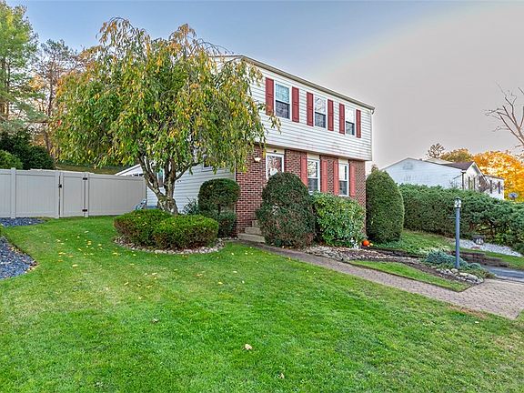 2nd image of 6 Saxony Dr