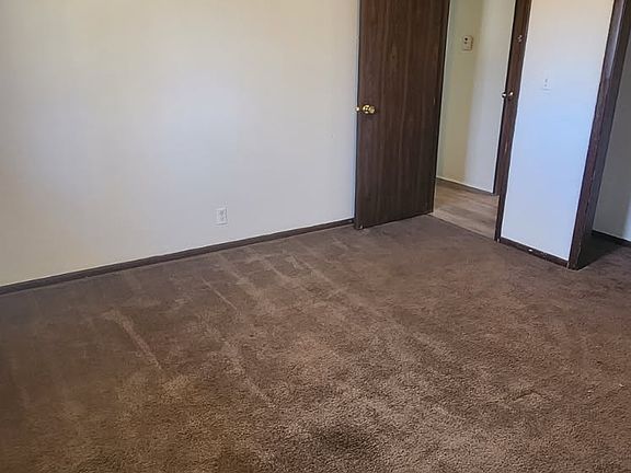 3rd image of 2705 W Radan Ct #6