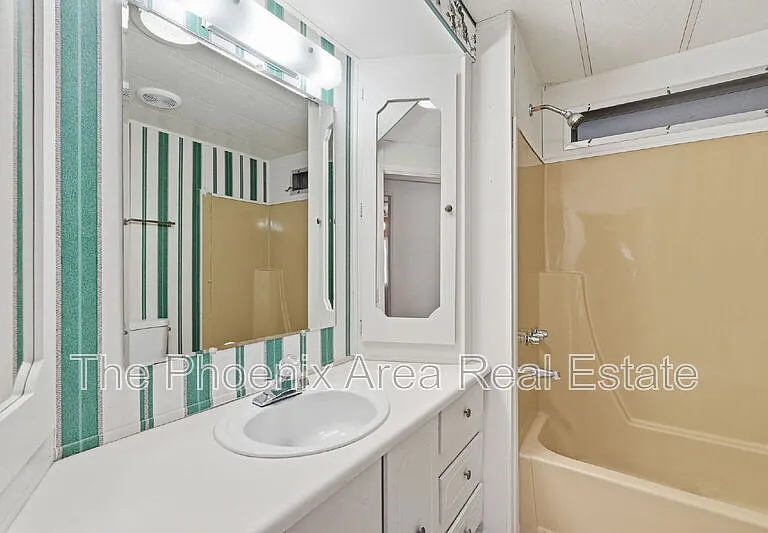 2431 N Higley Rd — Photo 31