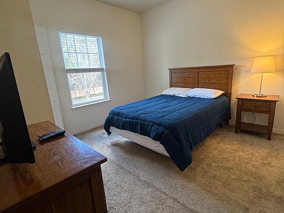 4th image of 5366 Diplomat Ct #103