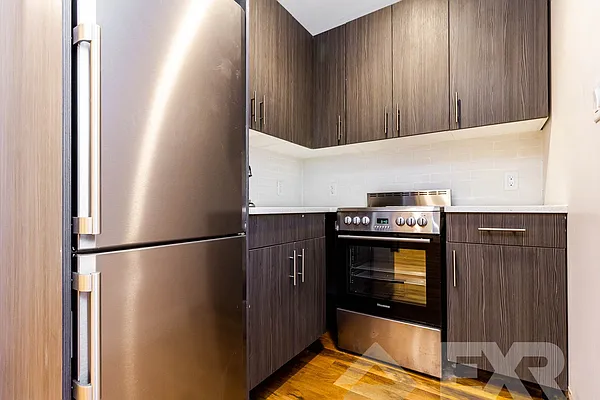 Rented by EXR | media 4