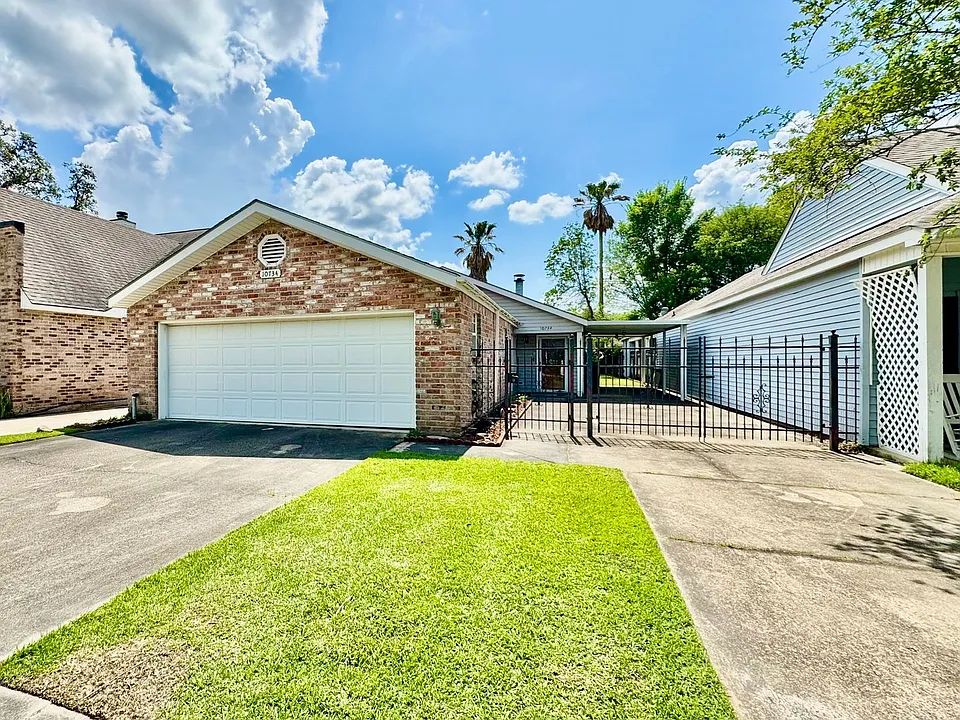 10734 Erin Vale Ave