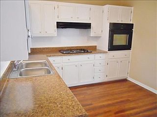 4th image of 2801 Eckley Blvd