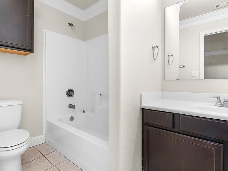 908 Purdue St — Photo 13