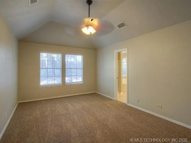 1112 N Willow Ave N — Photo 7
