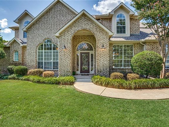 2nd image of 710 Forest Oaks Dr