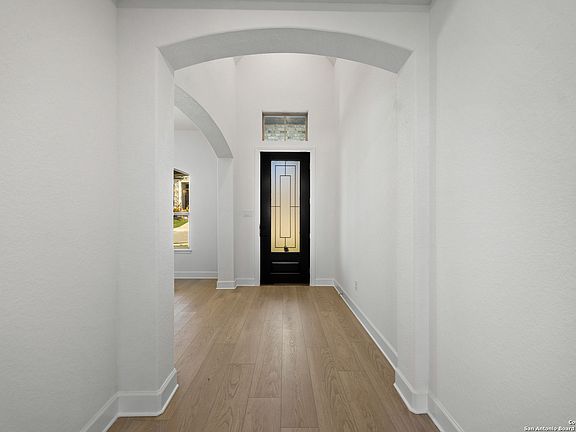 3rd image of 1708 Durham Park