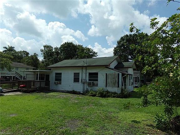 3rd image of 1141 Luray Ave
