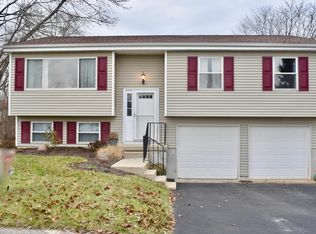 2120 Sari Lynn Ct, Hilliard, OH 43026