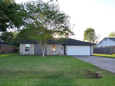 408 Cindyrella Dr, Highlands, TX, 77562