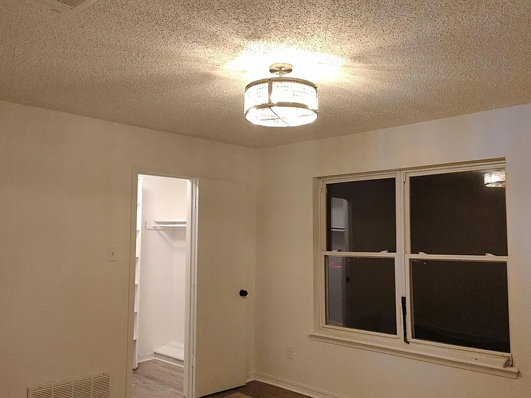 3129 Glen Flora Way — Photo 9