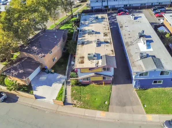 215 Coventry Dr, Stockton, CA 95207