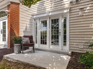 15611 Horseshoe Ln, Woodbridge, VA 22191