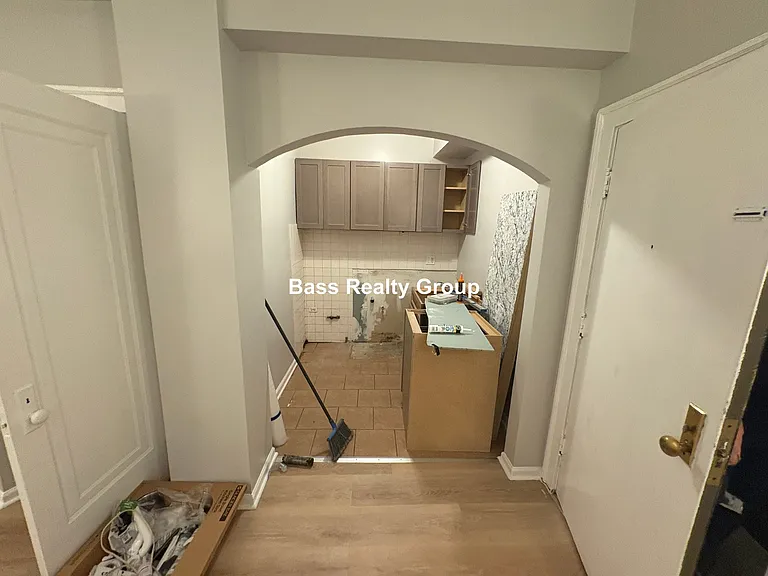 1737 W Estes Ave #105 — Photo 3