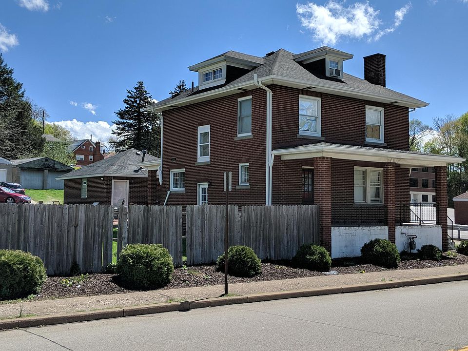 1st image of 325 College Ave