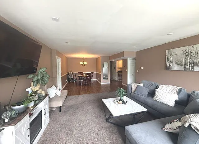 110 S Dunton Ave #4C — Photo 3