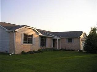 394 Reif Dr, Hebron, IN 46341