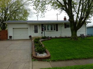 806 E Hillcrest Dr, Greencastle, IN