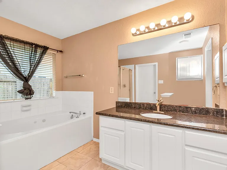 8506 Chancellorsville Ln — Photo 28