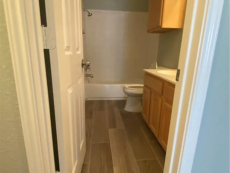 3233 Winding River Trl — Photo 17