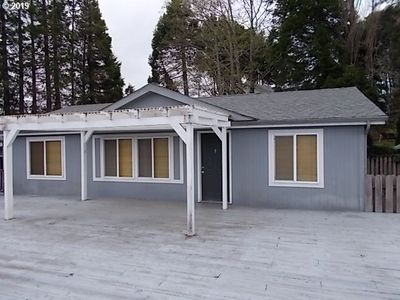 93759 Bay Park Ln, Coos Bay, OR, 97420