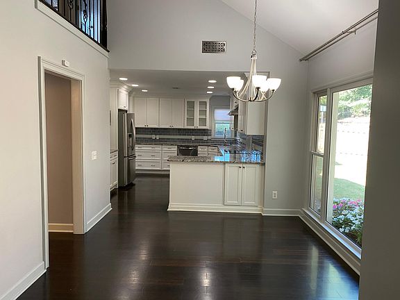 Kitchen and Breakfast Nook