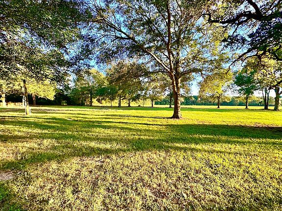 2nd image of 27687T Hoke Rd