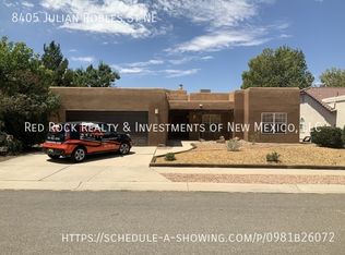 8405 Julian Robles St NE, Albuquerque, NM 87122