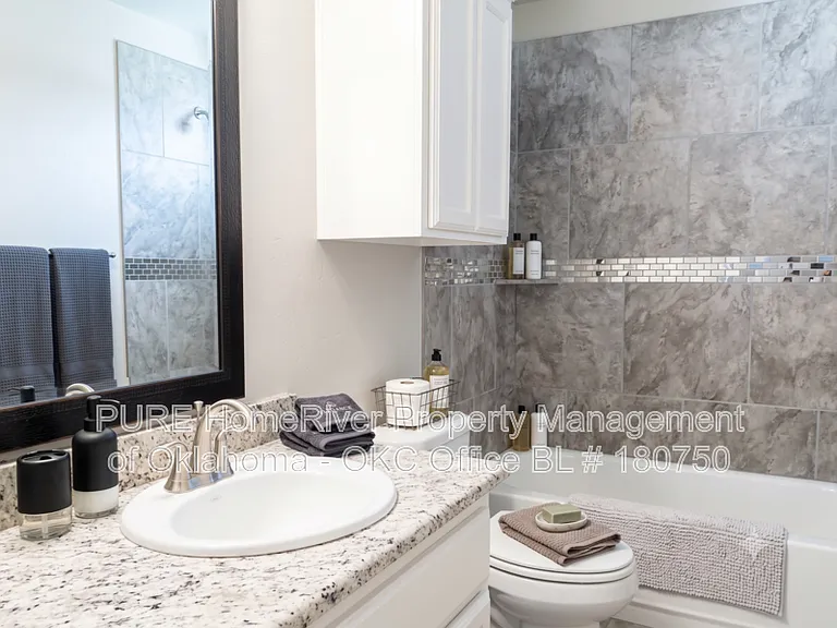 1601 Everglade Ct — Photo 5