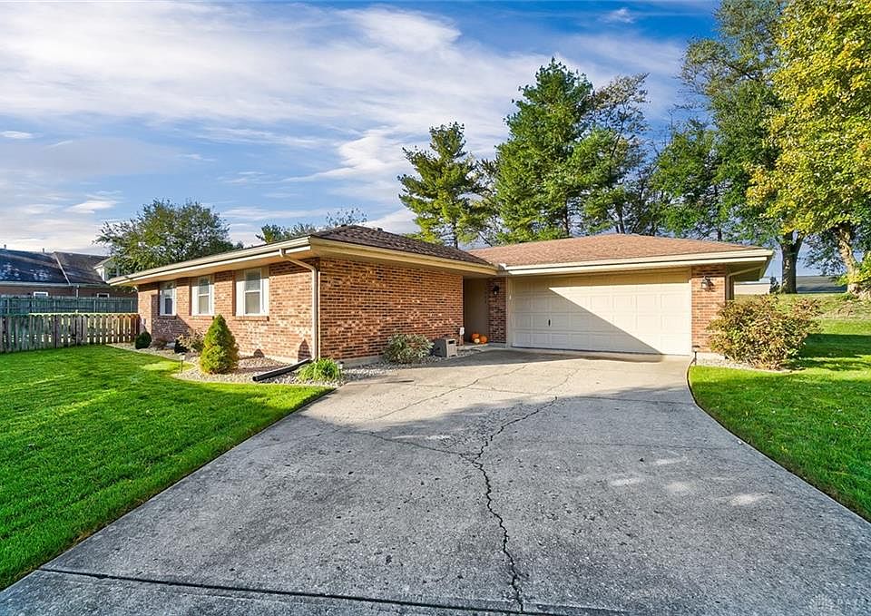 1st image of 1002 Old Stone Ct