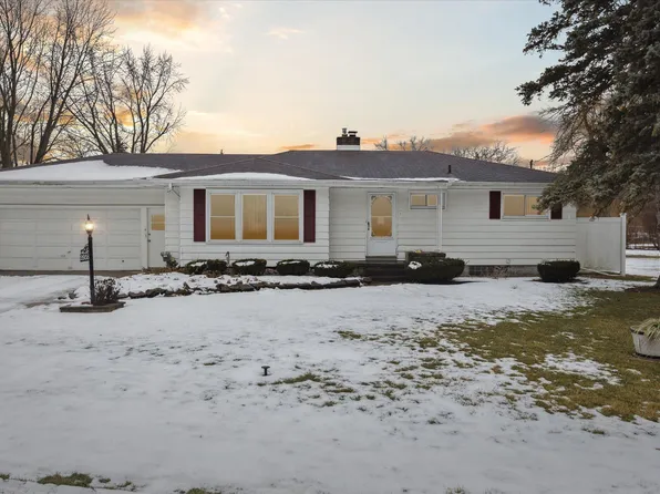 2958 Arlington Dr, Saginaw, MI 48601