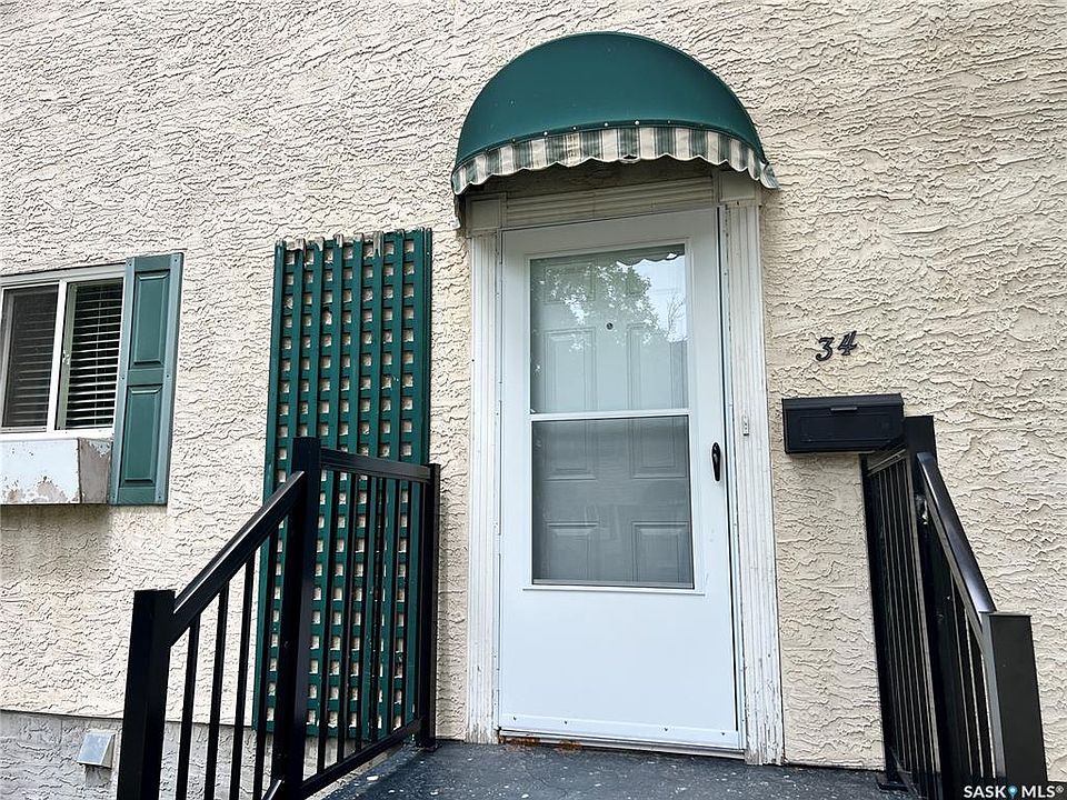 1st image of 34 Killarney WAY