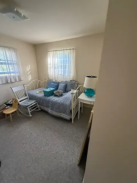 3 bed, 1.5 bath, $2,700 — Photo 2