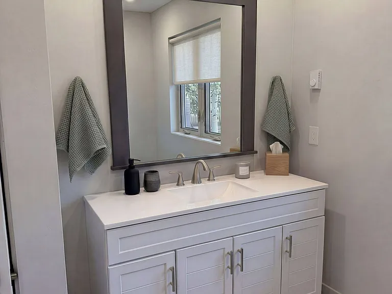 518 W Hayes St — Photo 20