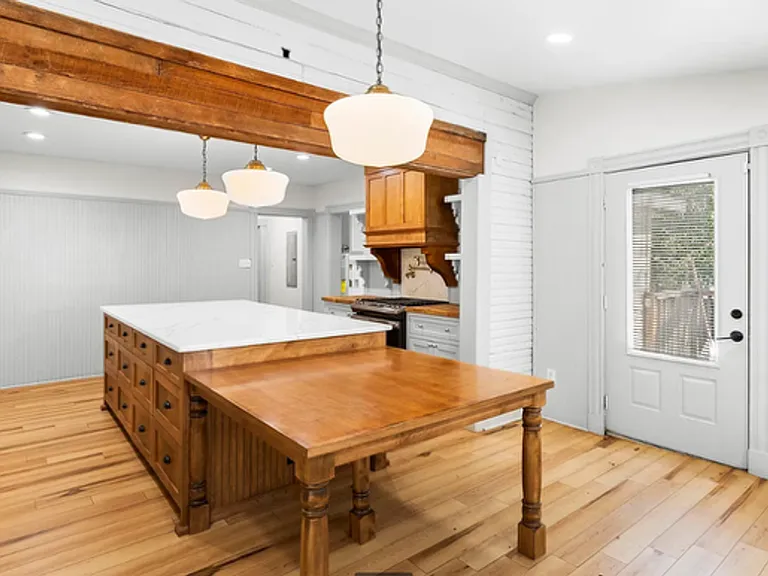 3305 Bradley St SW — Photo 10