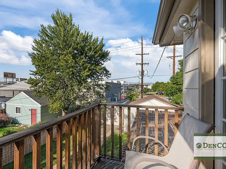 649 S Lincoln St — Photo 13
