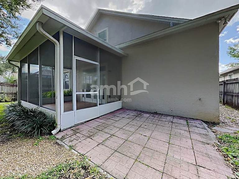623 Horseman Dr — Photo 22