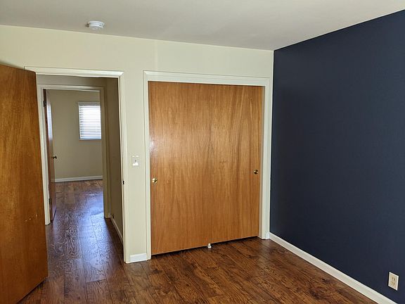 5th image of 211 Escuela Ave #A