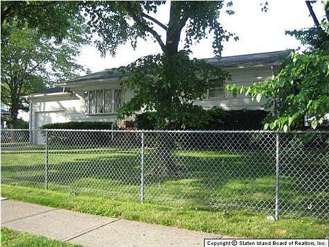 4th image of 81 Haughwout Ave