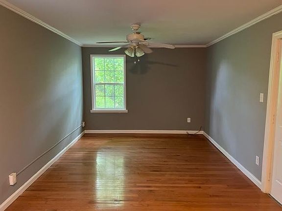 3rd image of 311 Silver Pl APT 7