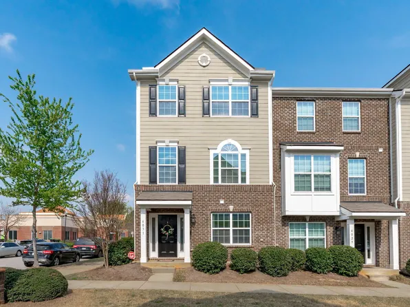 6031 Kentworth Dr, Holly Springs, NC 27540