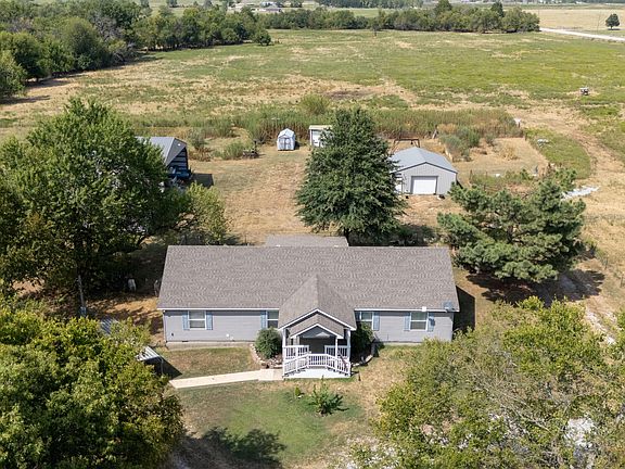 2nd image of 56950 E 140th Rd